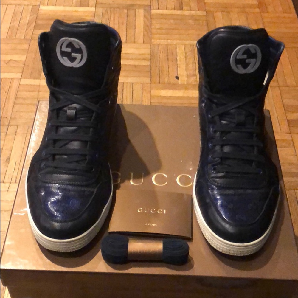 Gucci leather sneakers